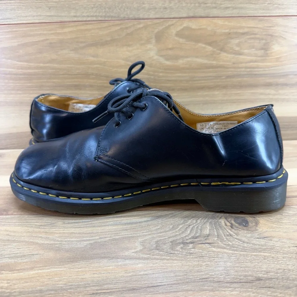 Dr Martens Oxfords Black Leather Mens 11 Classic Business Casual Modern Punk Y2K